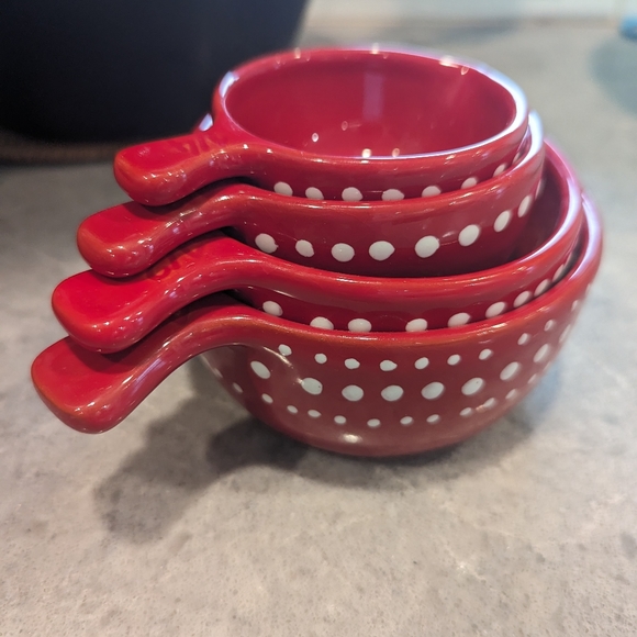 Crate & Barrel measuring cup set - Picture 5 of 16
